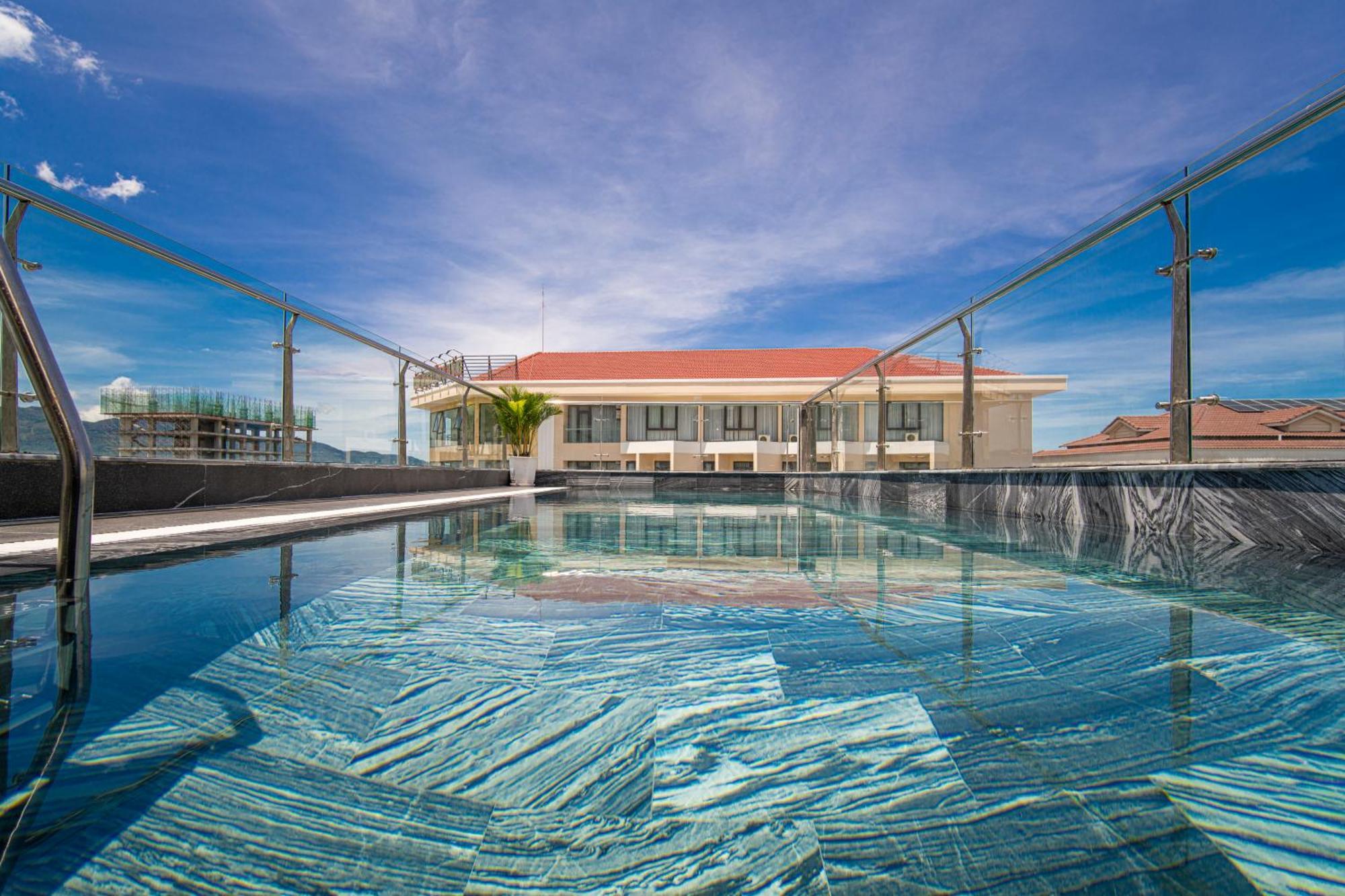Sea Wind Hotel By Thg Đà Nẵng Kültér fotó